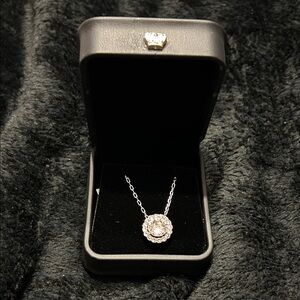 Elegant Silver Pendant Necklace